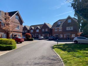 ALDERS GROVE- click for photo gallery